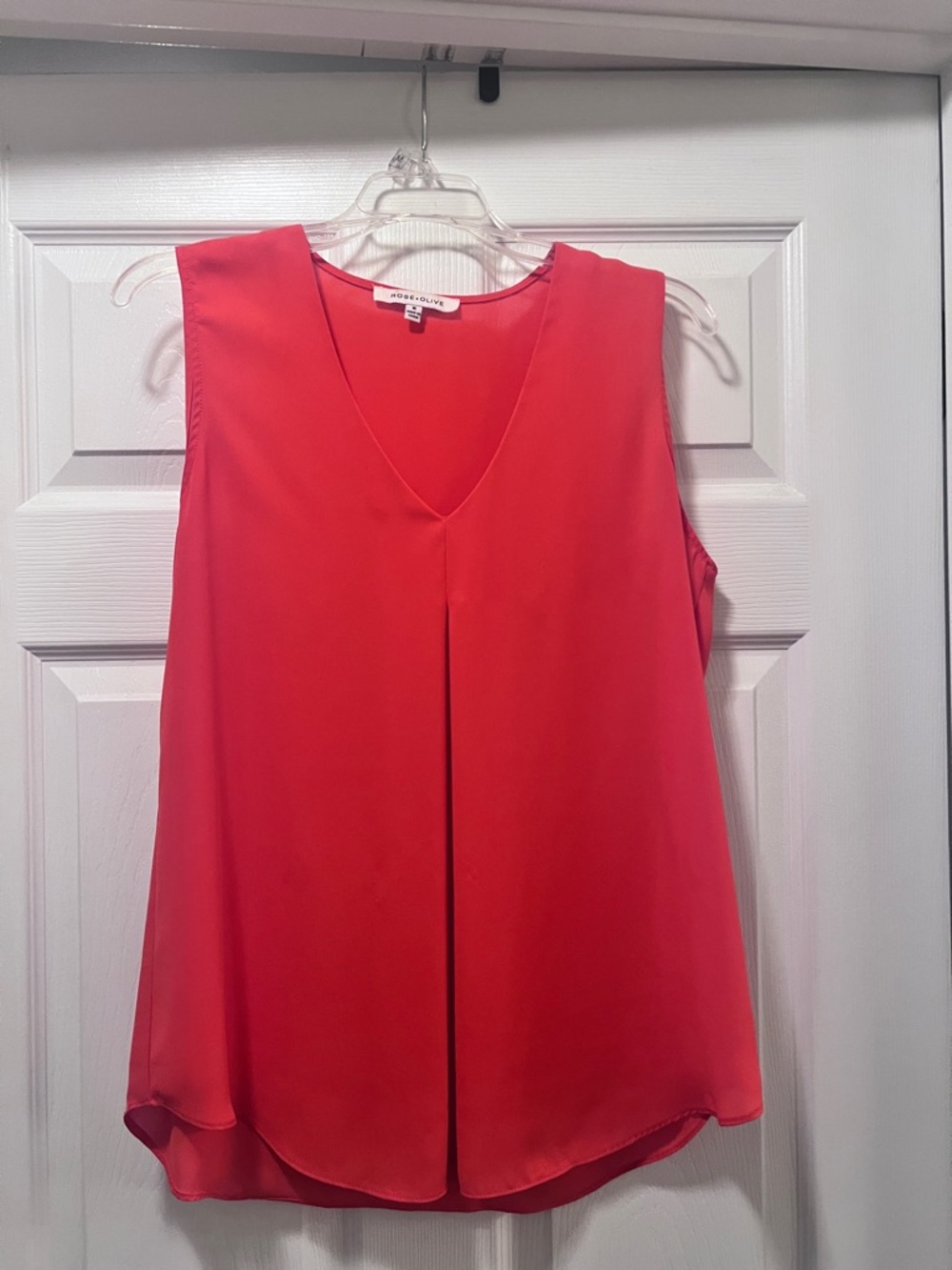 Rose & Olive Red V-Neck Sleeveless Pleated Camisole